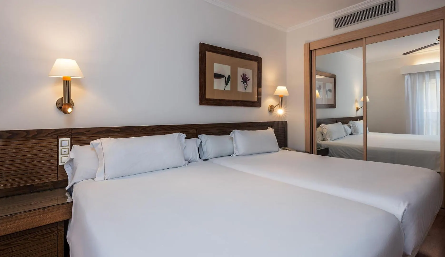 Senator Cadiz Hotel 4*,  Spain